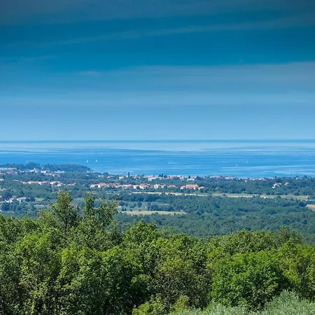 Holiday home Carpe Diem Kastelir